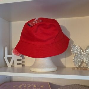 ❤️Red Bucket Hat